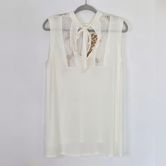 POL Sleeveless Embroidered/Lace Top, Back Neck Tie Cream and Gold Size Large - Picture 4 of 8